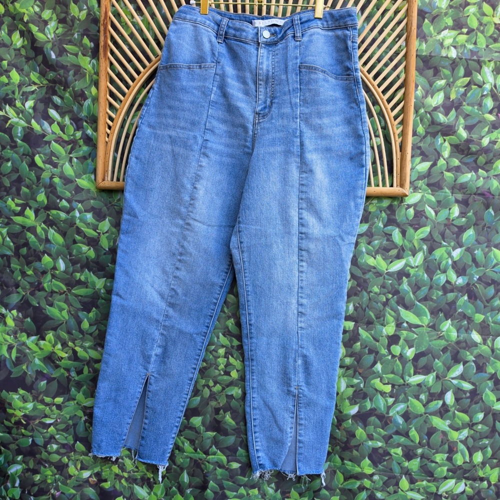 Tinseltown High Waisted Straight Leg Jeans Medium Wash Raw Hem Slit Size 15